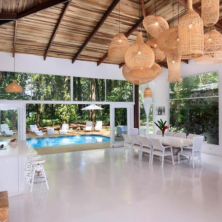 Gigi Brown Villa Frida Beachfront Puerto Viejo de Talamanca Esterno foto