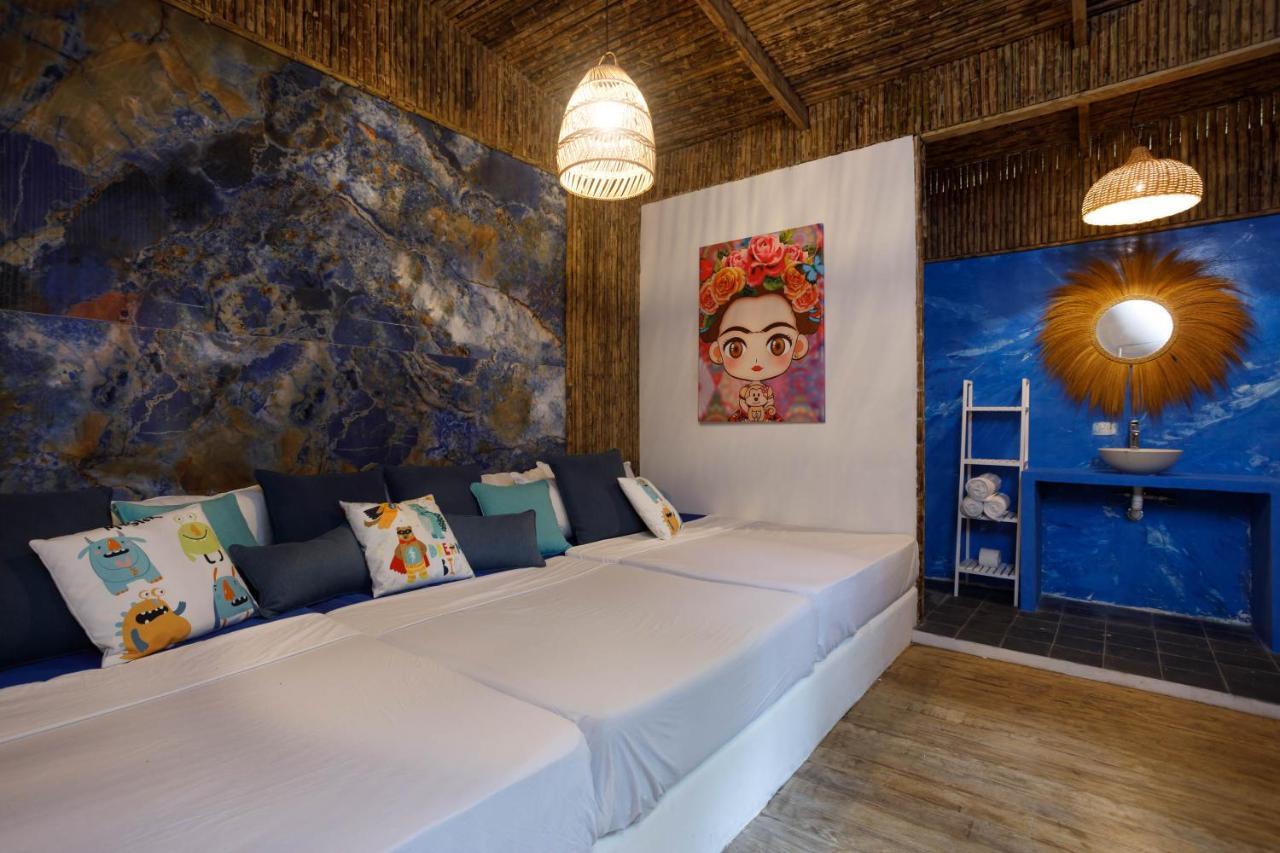 Gigi Brown Villa Frida Beachfront Puerto Viejo de Talamanca Esterno foto